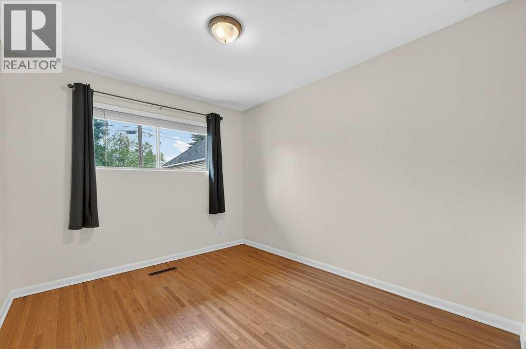 A&b, 319 37 Street SW, Calgary, Alberta  T3C 1R5 - Photo 43 - A2339288