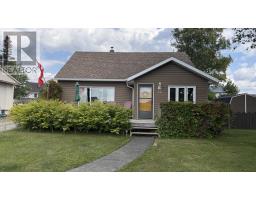 27 SUPERIOR AVE, TERRACE BAY, Ontario