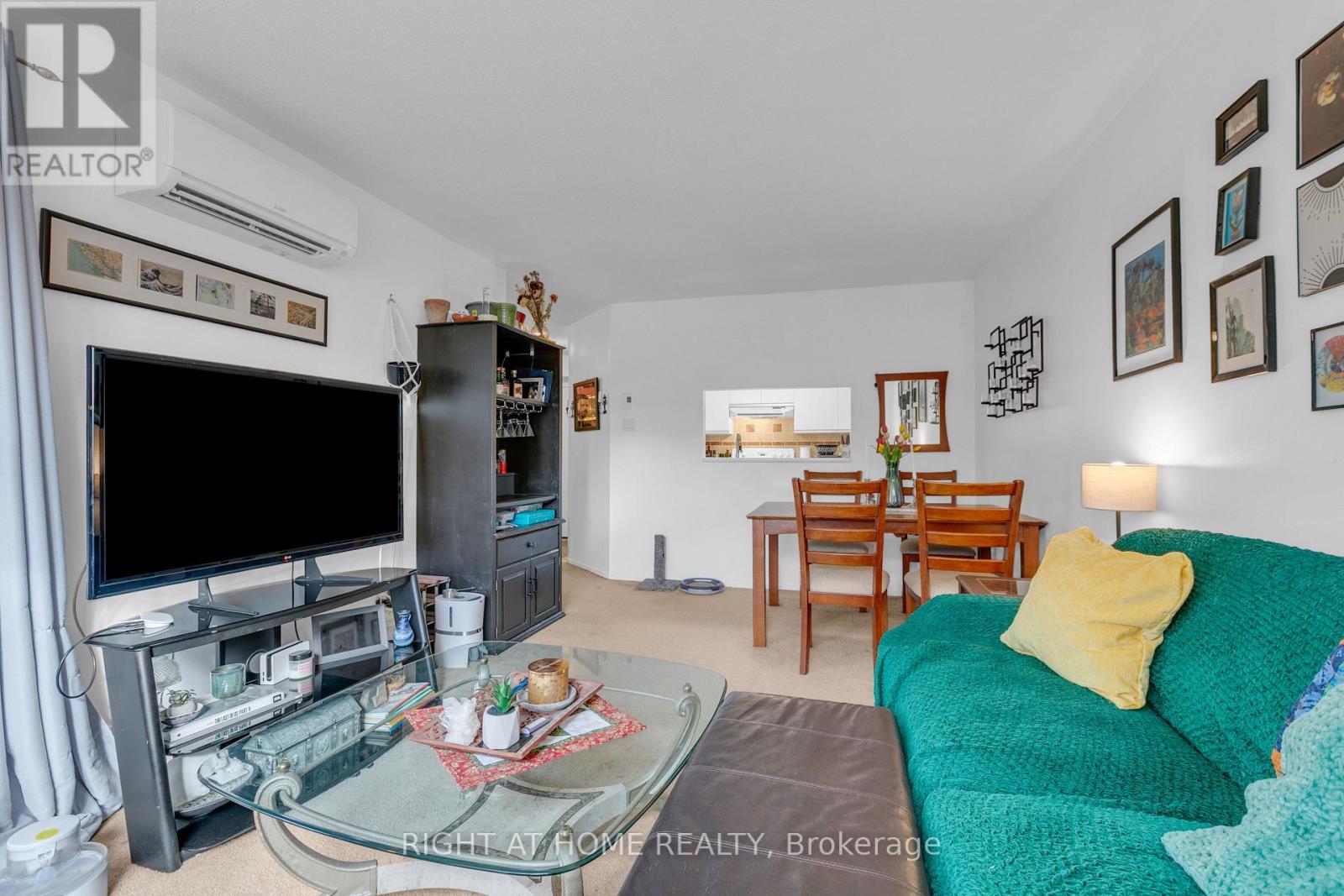 301 - 280 Brittany Drive, Ottawa, Ontario  K1K 4M4 - Photo 12 - X13715582