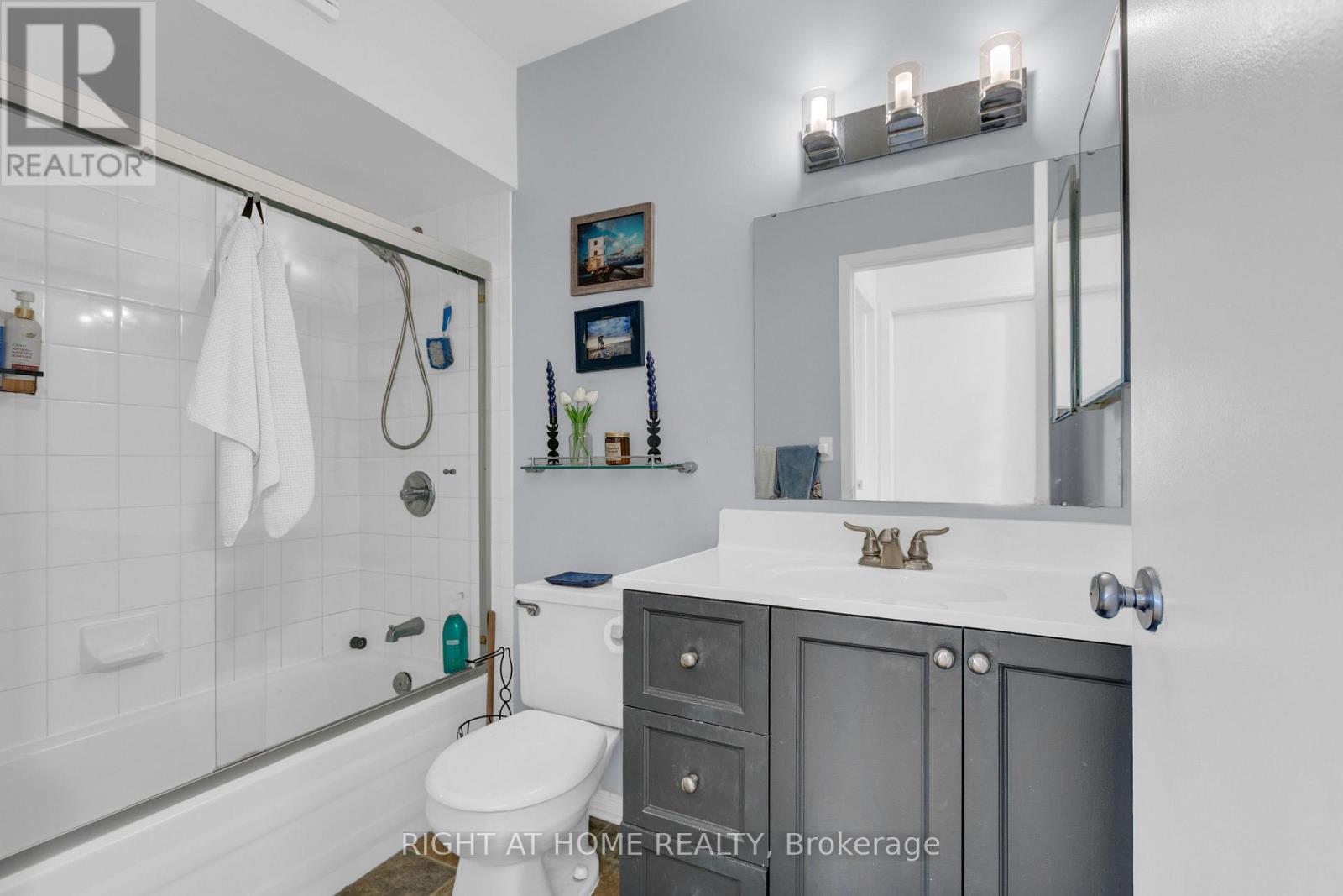 301 - 280 Brittany Drive, Ottawa, Ontario  K1K 4M4 - Photo 20 - X13715582