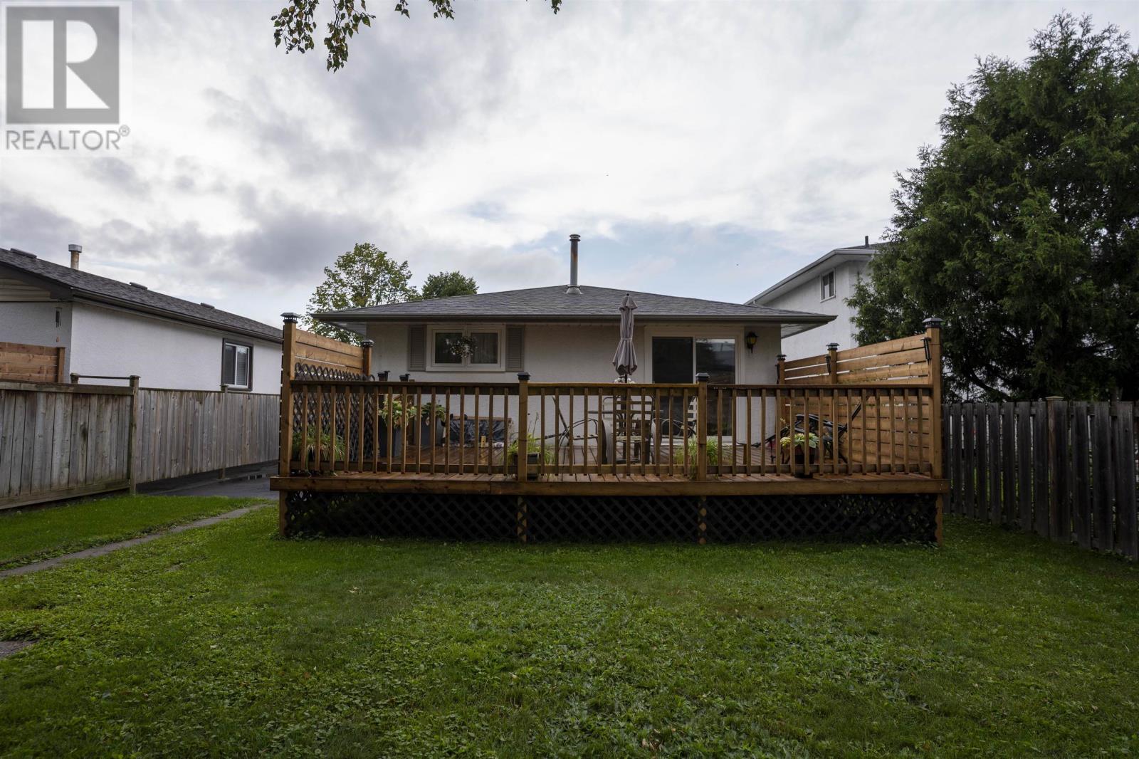 422 Simon Fraser Dr, Thunder Bay, Ontario  P7C 4Z8 - Photo 36 - TB2602535
