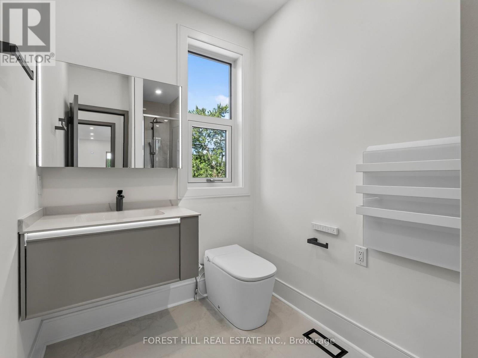 207 Robina Avenue, Toronto, Ontario  M6C 3Y9 - Photo 29 - C13715466