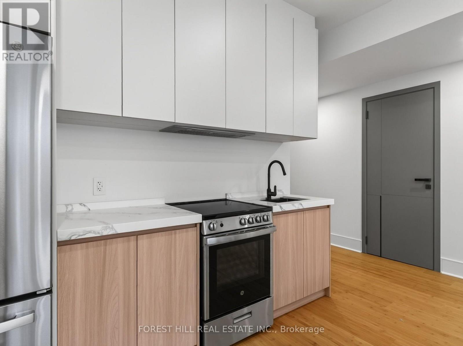 207 Robina Avenue, Toronto, Ontario  M6C 3Y9 - Photo 36 - C13715466