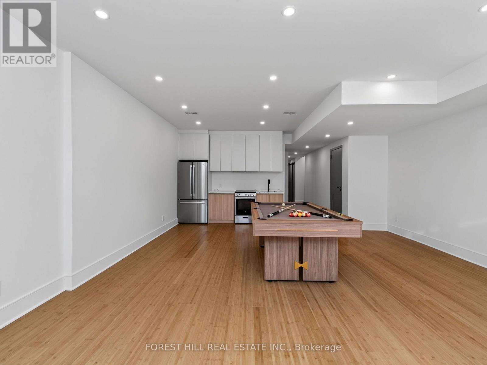 207 Robina Avenue, Toronto, Ontario  M6C 3Y9 - Photo 44 - C13715466