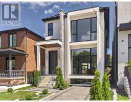 207 ROBINA AVENUE, Toronto, Ontario