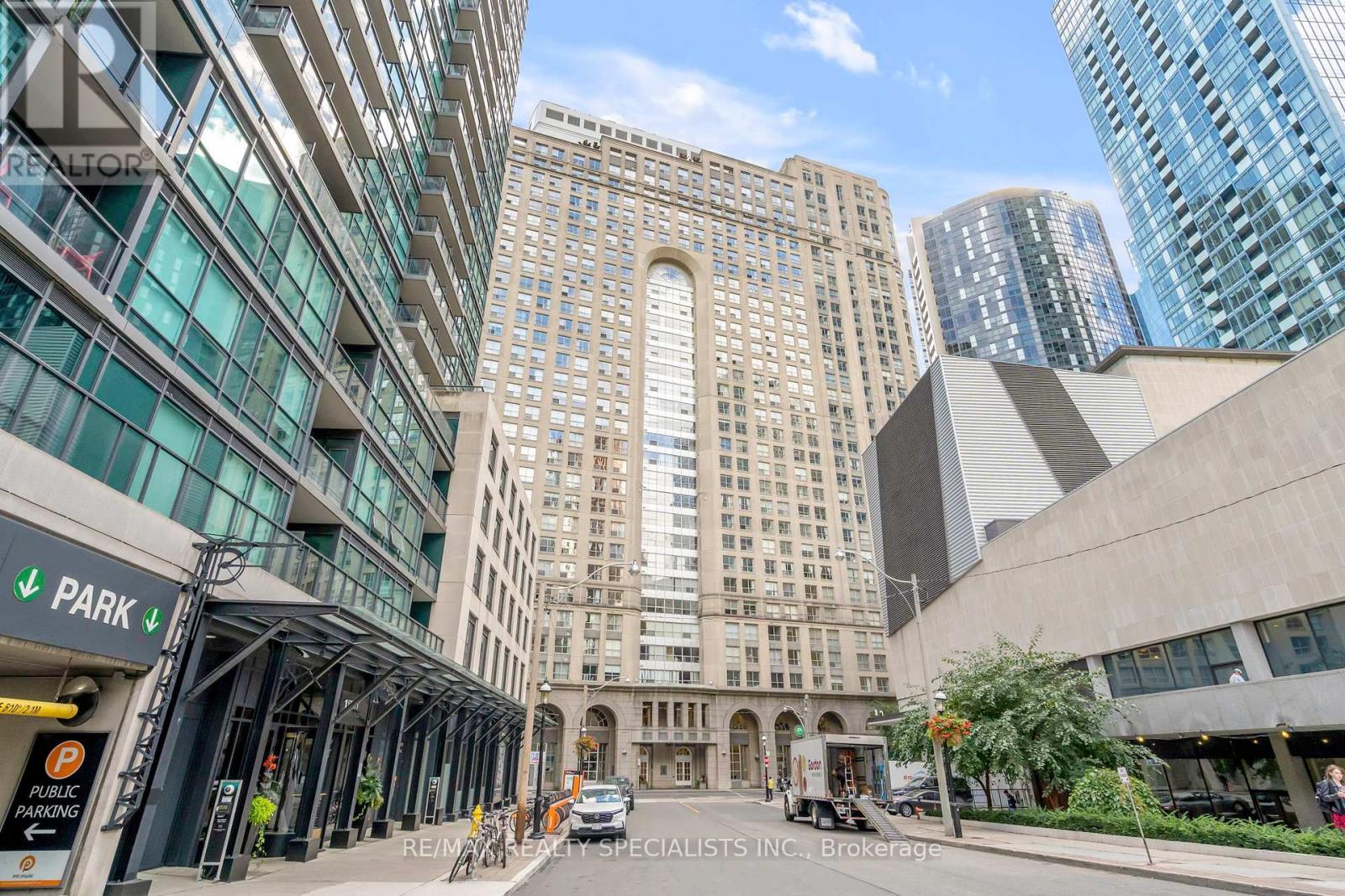 813 - 25 THE ESPLANADE, Toronto, Ontario