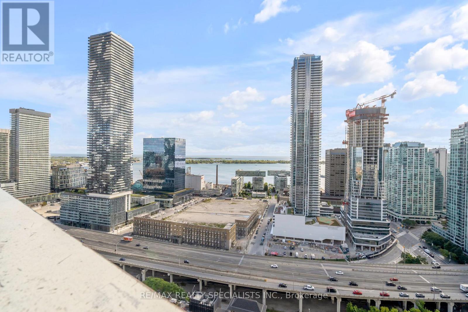 813 - 25 The Esplanade, Toronto, Ontario  M5E 1W5 - Photo 19 - C13715654