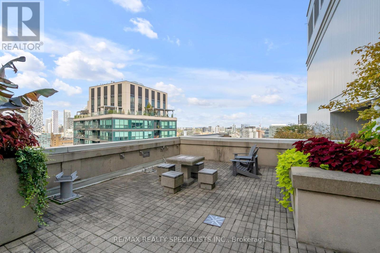 813 - 25 The Esplanade, Toronto, Ontario  M5E 1W5 - Photo 20 - C13715654