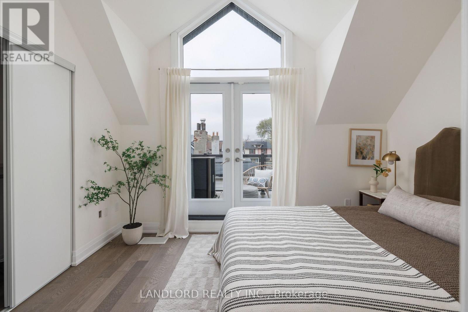 2 - 175 Jones Avenue, Toronto, Ontario  M4M 3A2 - Photo 13 - E13715452