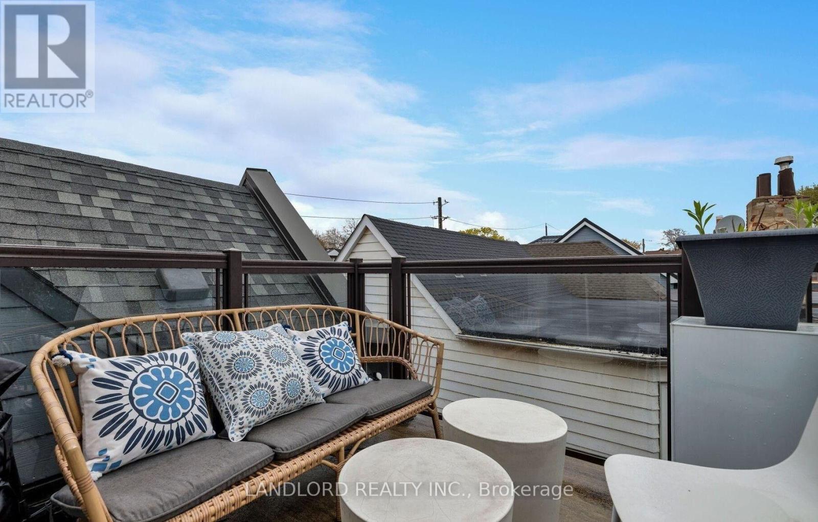2 - 175 Jones Avenue, Toronto, Ontario  M4M 3A2 - Photo 15 - E13715452
