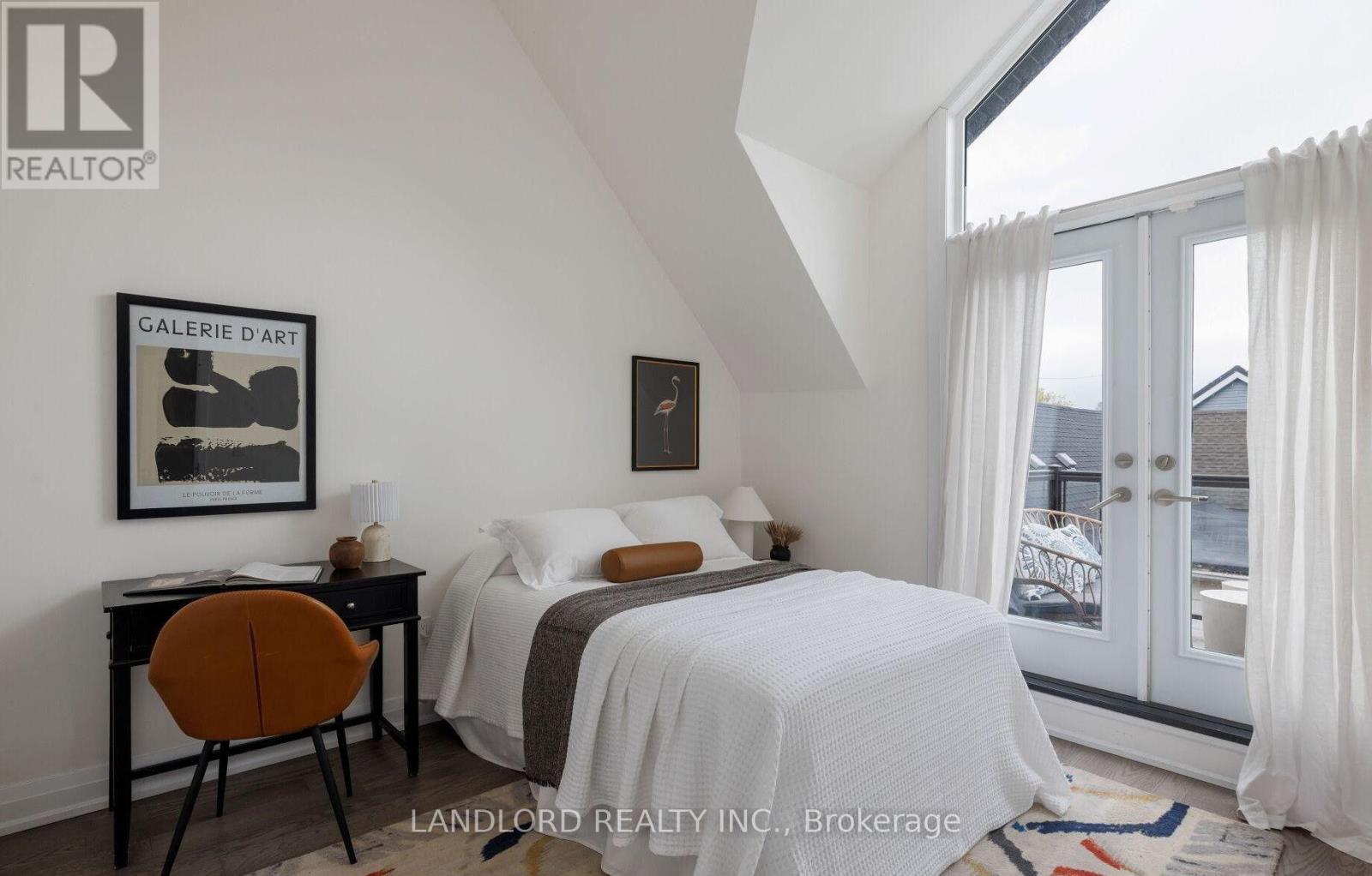 2 - 175 Jones Avenue, Toronto, Ontario  M4M 3A2 - Photo 17 - E13715452