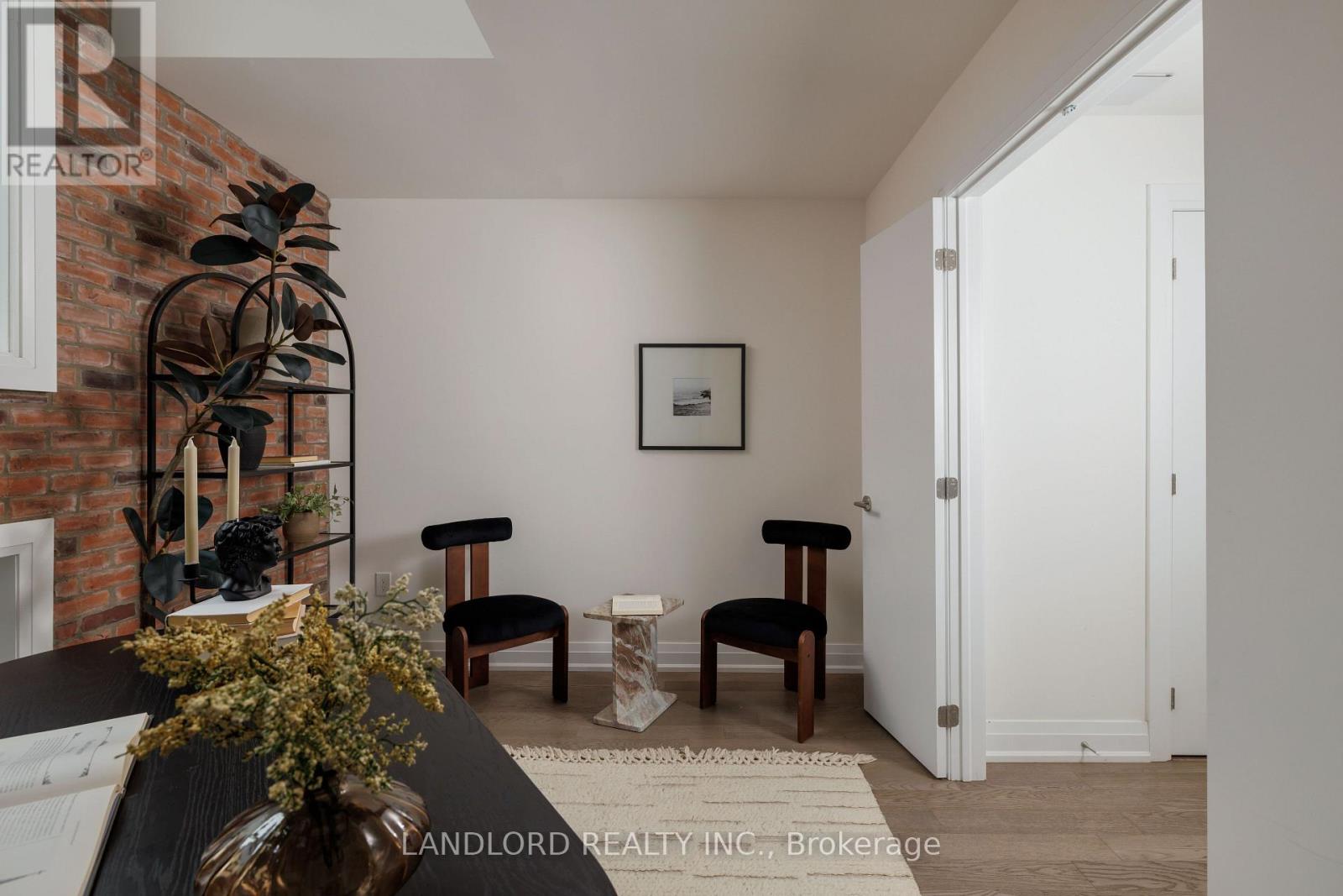 2 - 175 Jones Avenue, Toronto, Ontario  M4M 3A2 - Photo 8 - E13715452