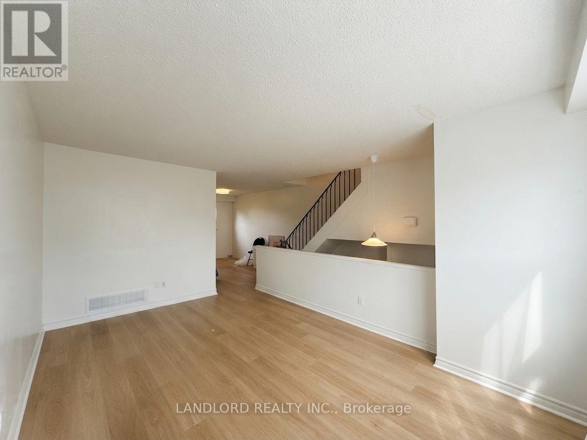 40 - 2830 Midland Avenue, Toronto, Ontario  M1S 1S4 - Photo 5 - E13715544