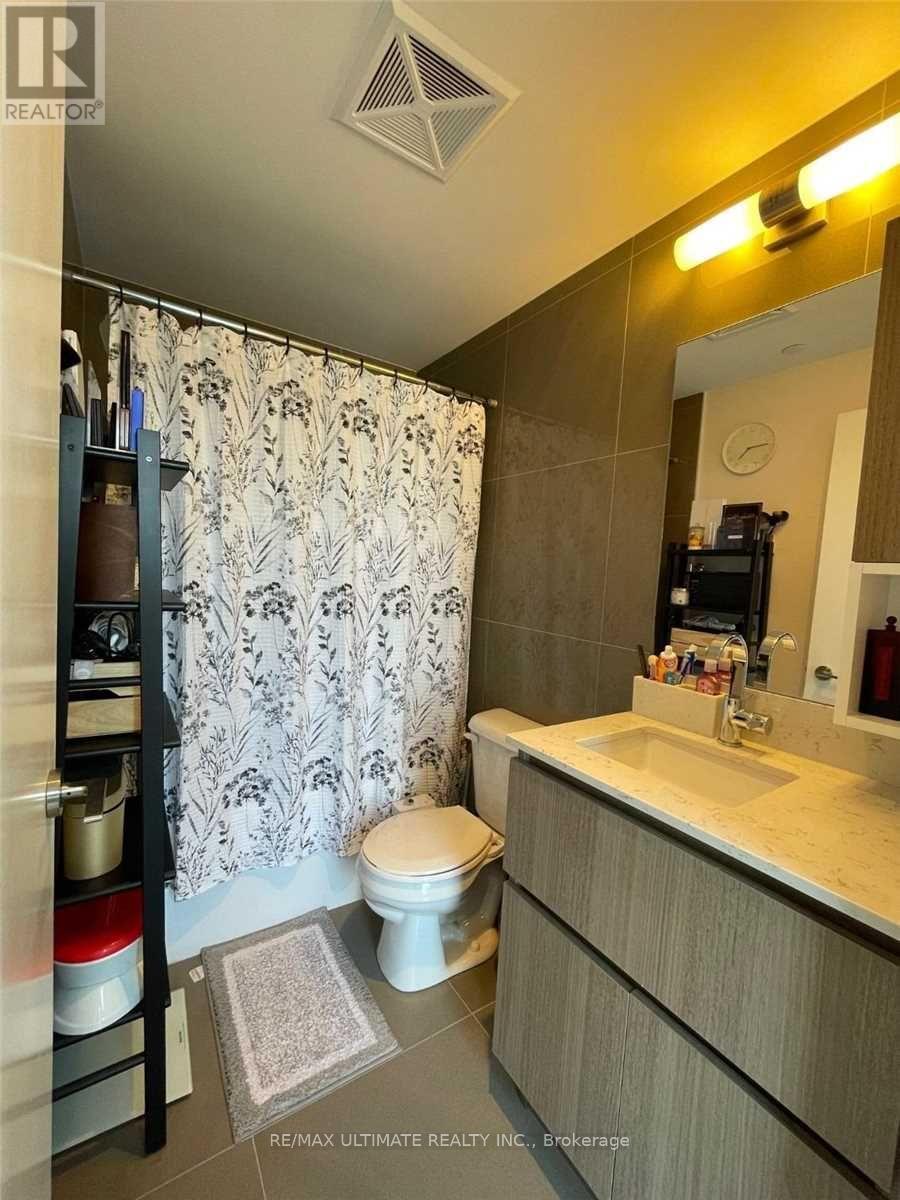 1701 - 15 Baseball Place, Toronto, Ontario  M4M 0E6 - Photo 10 - E13715656