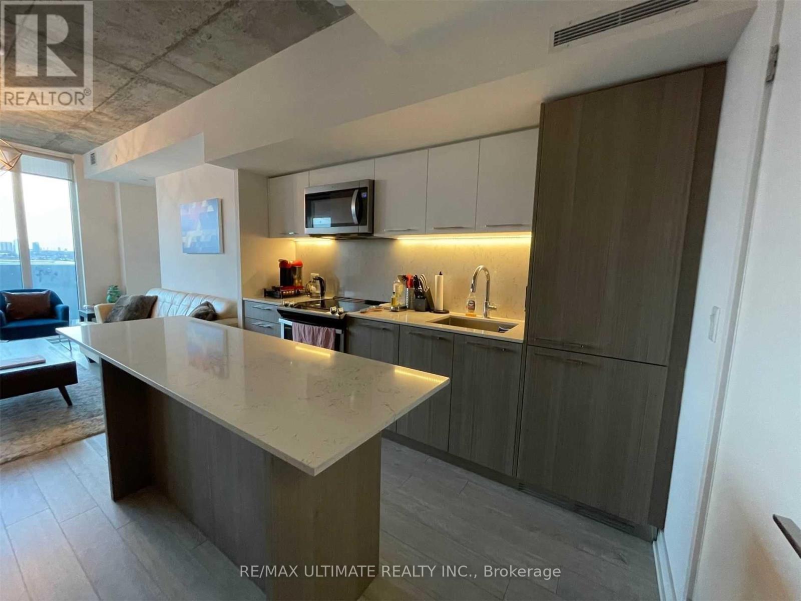 1701 - 15 Baseball Place, Toronto, Ontario  M4M 0E6 - Photo 3 - E13715656