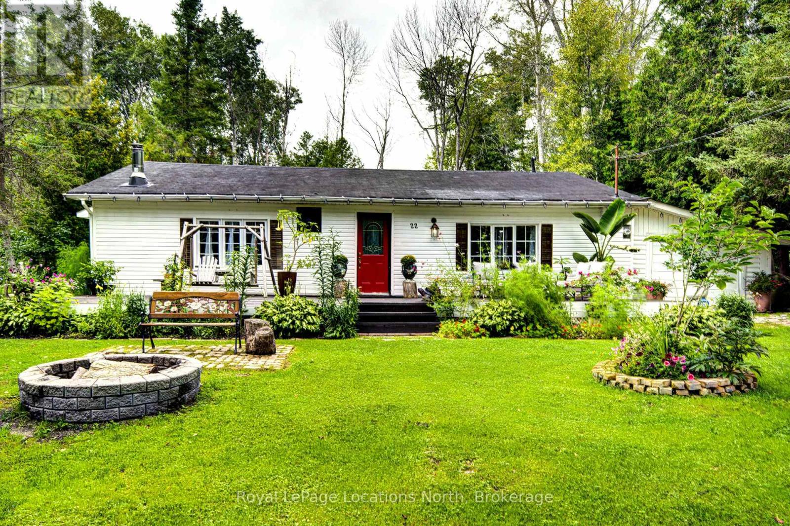 22 Balsam Street, Tiny, Ontario  L0L 1P1 - Photo 3 - S13715652