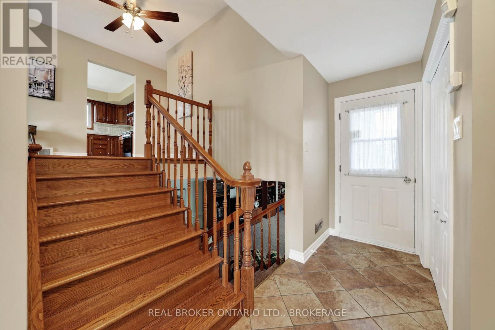 1321 Stormont Drive, Cornwall, Ontario K6H 6Y3 - Photo 4 - X13715568