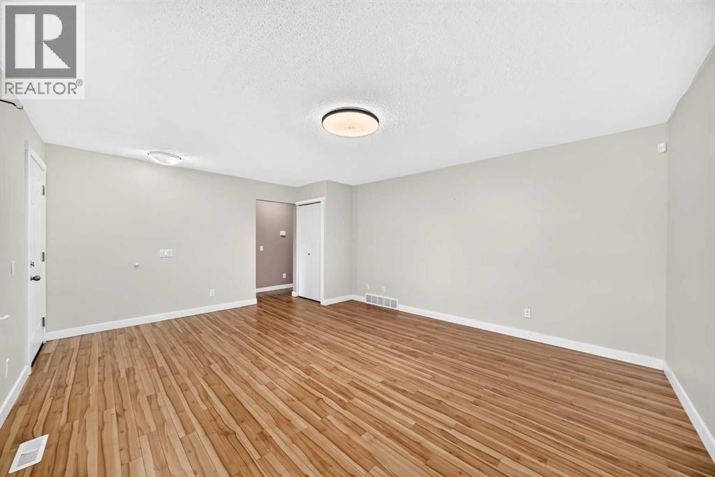 6607 Malvern Road Ne, Calgary, Alberta  T2A 5C3 - Photo 4 - A2340348