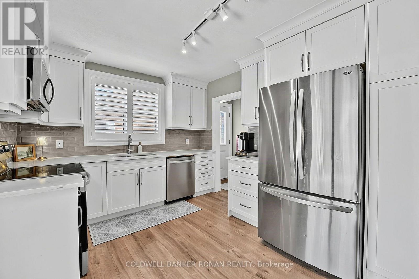 22 Nelson Street, New Tecumseth, Ontario  L9R 1G9 - Photo 10 - N13715504