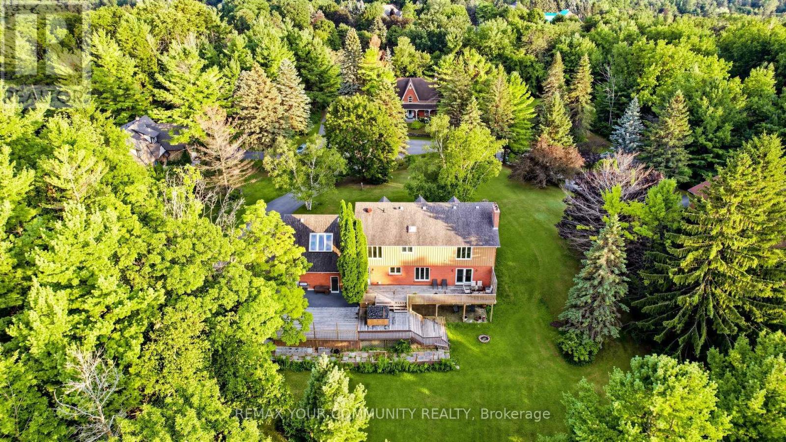 243 Ridge Road, Aurora, Ontario  L4G 0M3 - Photo 3 - N13715534