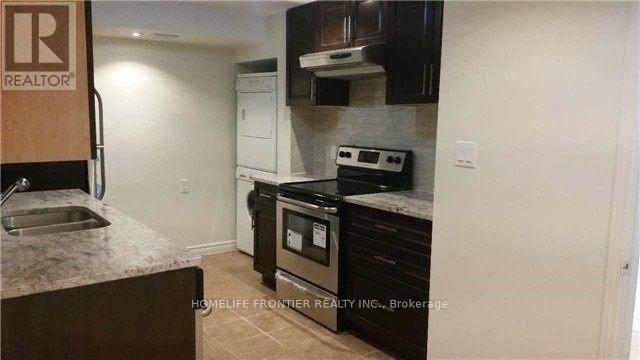Lower Apartment - 144 Shaftsbury Avenue, Richmond Hill, Ontario  L4C 0G2 - Photo 2 - N13715608