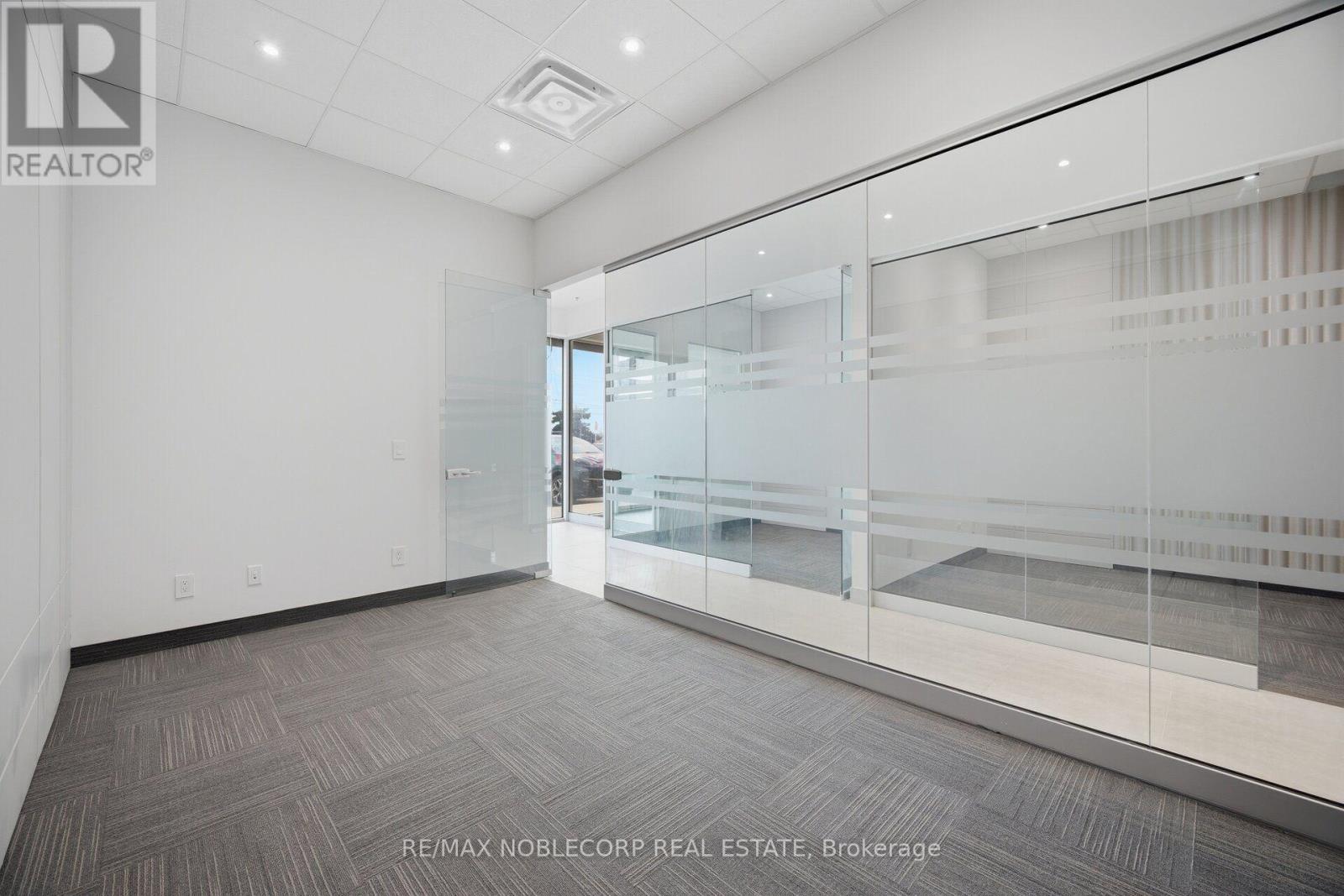 36 - 4040 Steeles Avenue W, Vaughan, Ontario  L4L 4Y5 - Photo 19 - N13715638