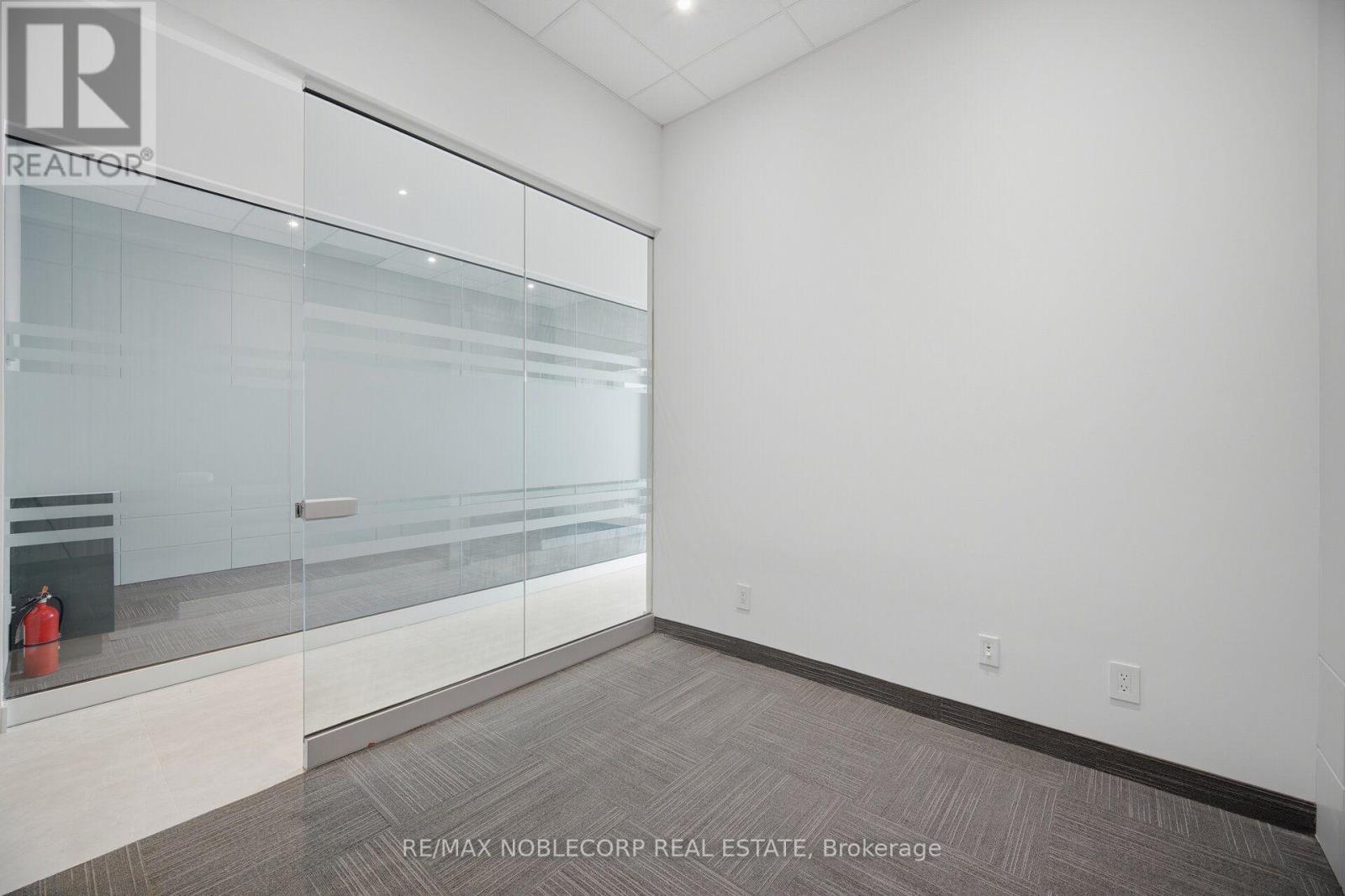 36 - 4040 Steeles Avenue W, Vaughan, Ontario  L4L 4Y5 - Photo 25 - N13715638