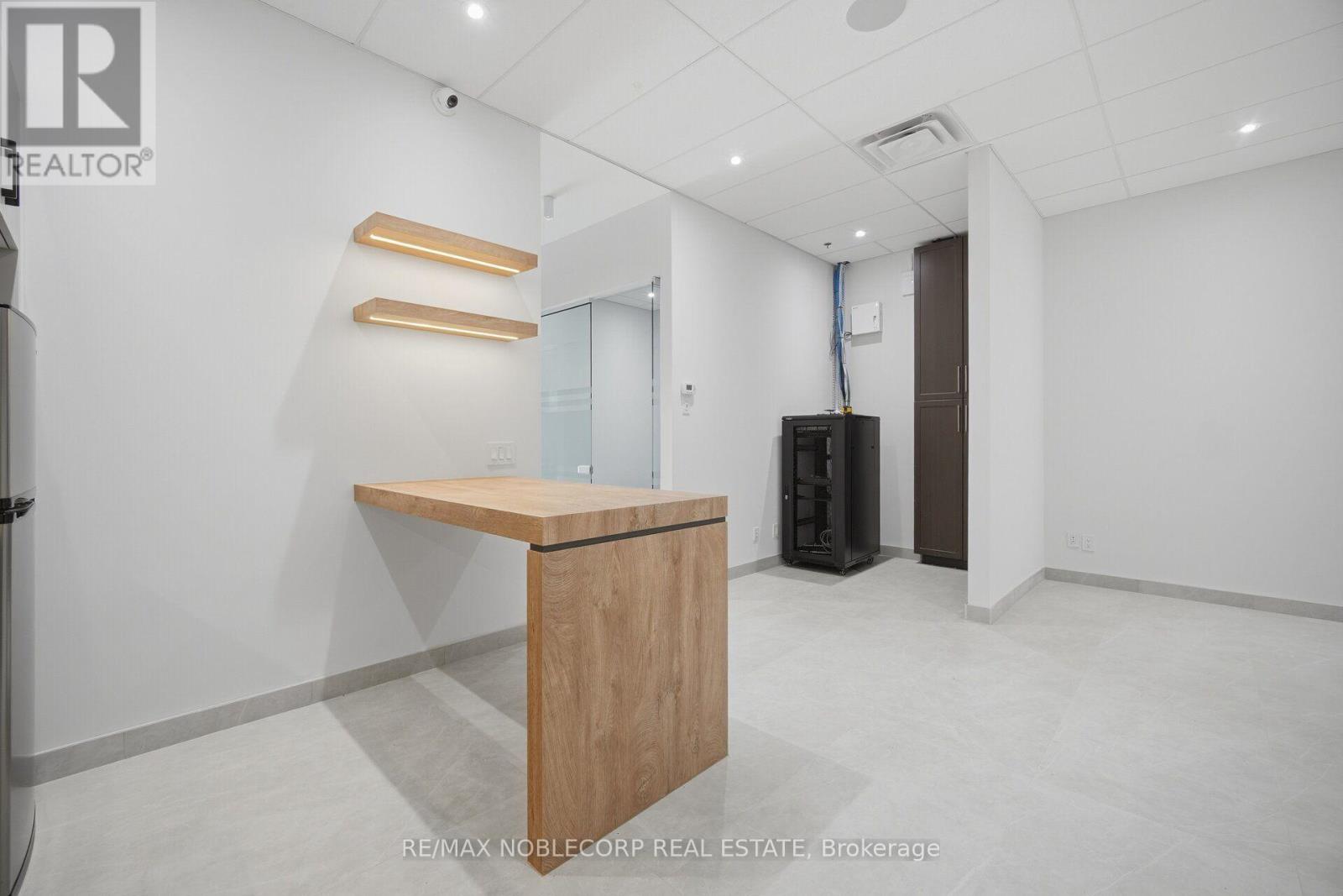 36 - 4040 Steeles Avenue W, Vaughan, Ontario  L4L 4Y5 - Photo 37 - N13715638