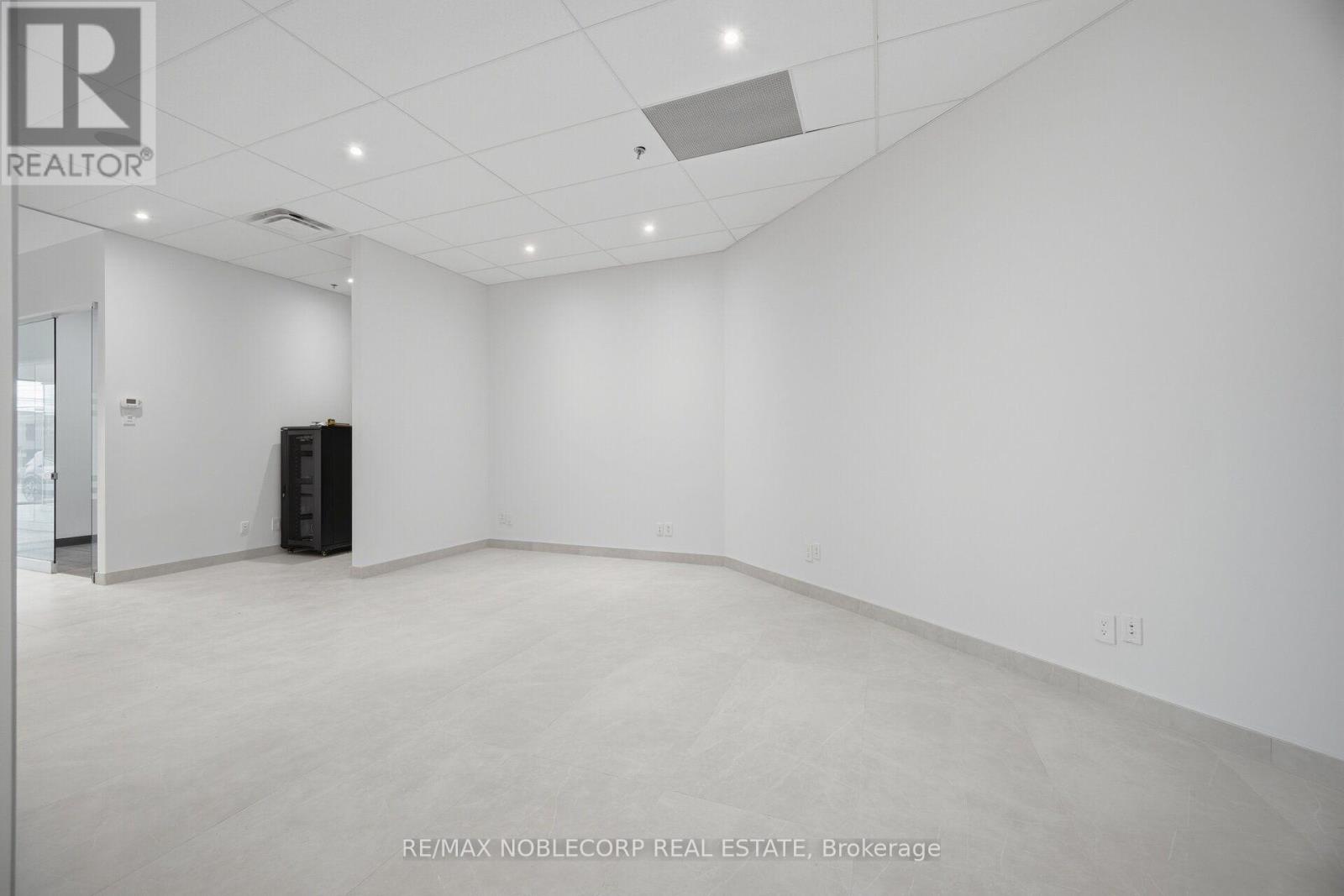 36 - 4040 Steeles Avenue W, Vaughan, Ontario  L4L 4Y5 - Photo 41 - N13715638