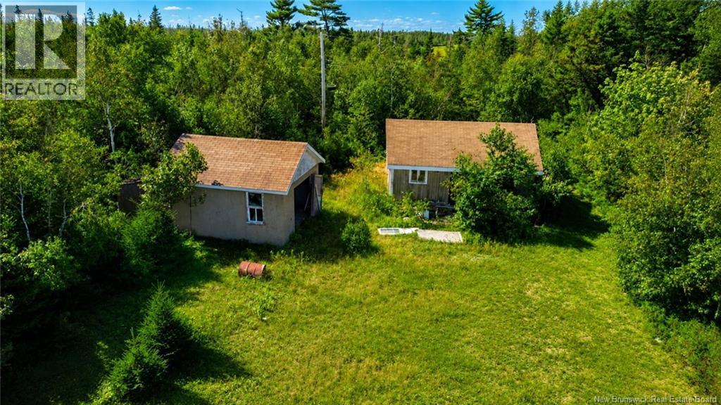 3671 Morais, Bas-Caraquet, New Brunswick E1W 5Y1 - Photo 11 - NB146460