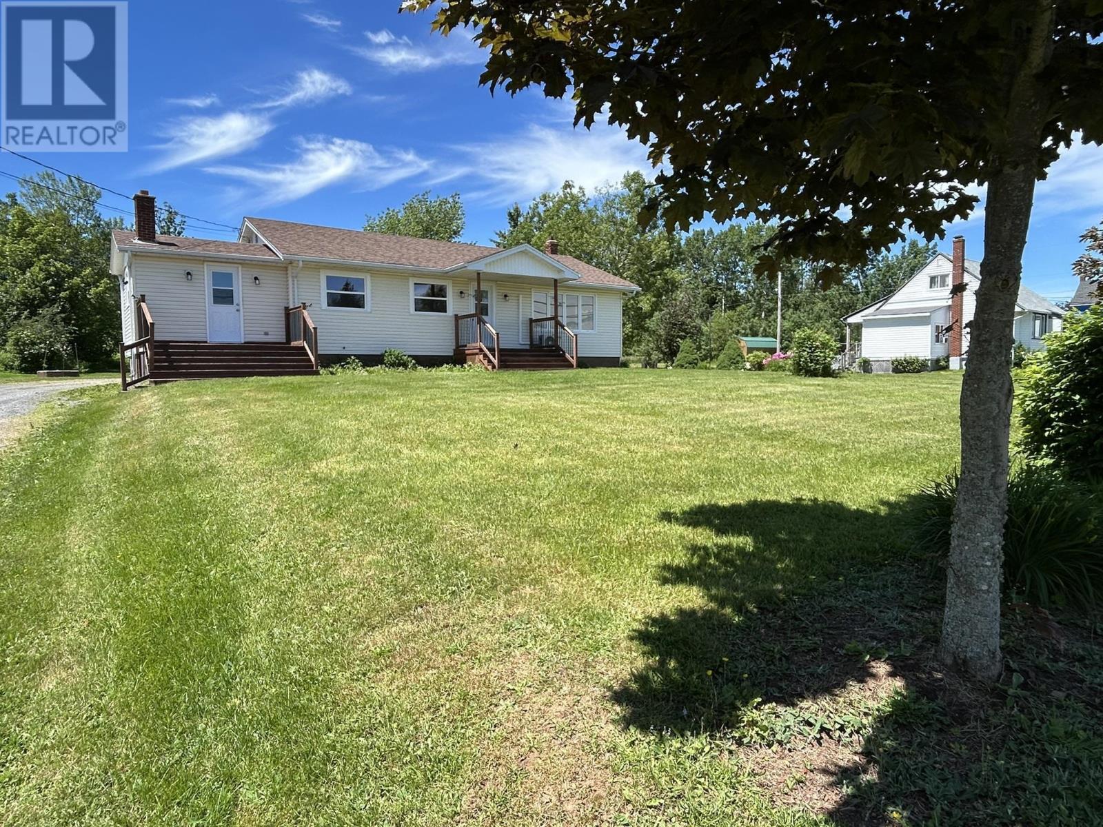 826 1 Highway, Mount Denson, Nova Scotia  B0P 1L0 - Photo 3 - 202615997