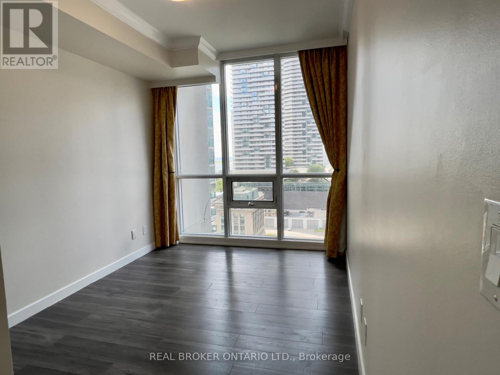 1601 - 18 Harbour Street, Toronto, Ontario M5J 2Z6 - Photo 16 - C13714974