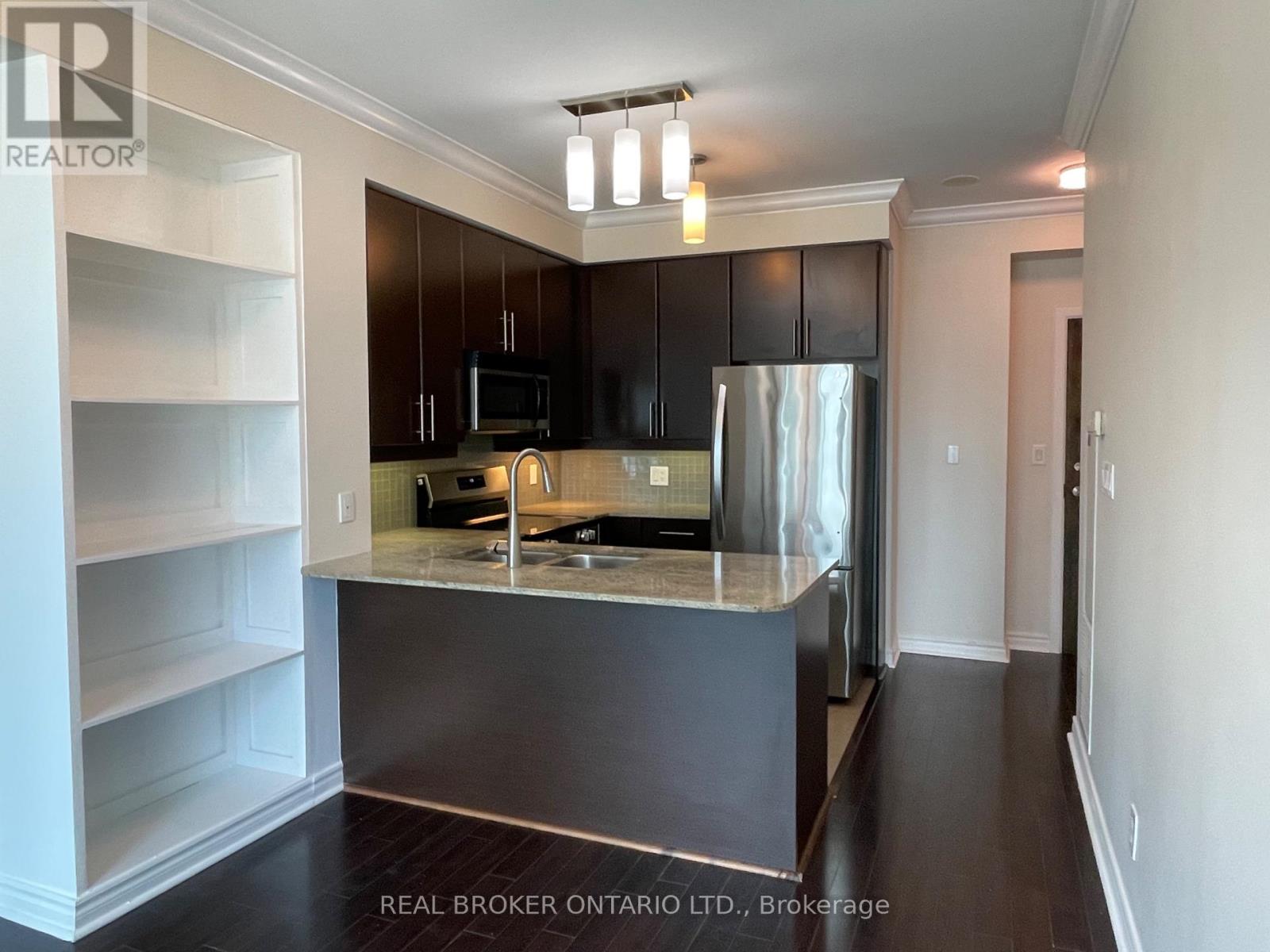 1601 - 18 Harbour Street, Toronto, Ontario M5J 2Z6 - Photo 3 - C13714974