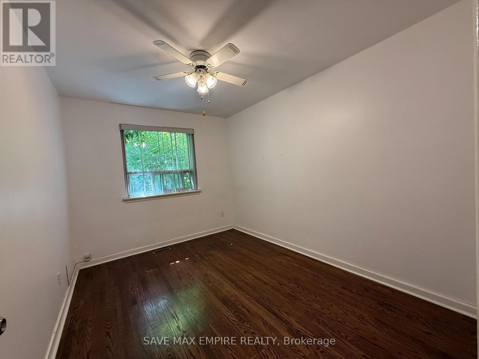 1560 Sandgate Crescent, Mississauga, Ontario  L5J 2E5 - Photo 10 - W13715642