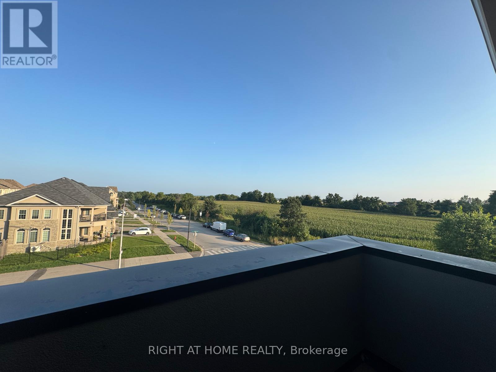 44 - 869 North Waterdown Drive, Hamilton, Ontario  L8B 1W4 - Photo 40 - X13715542