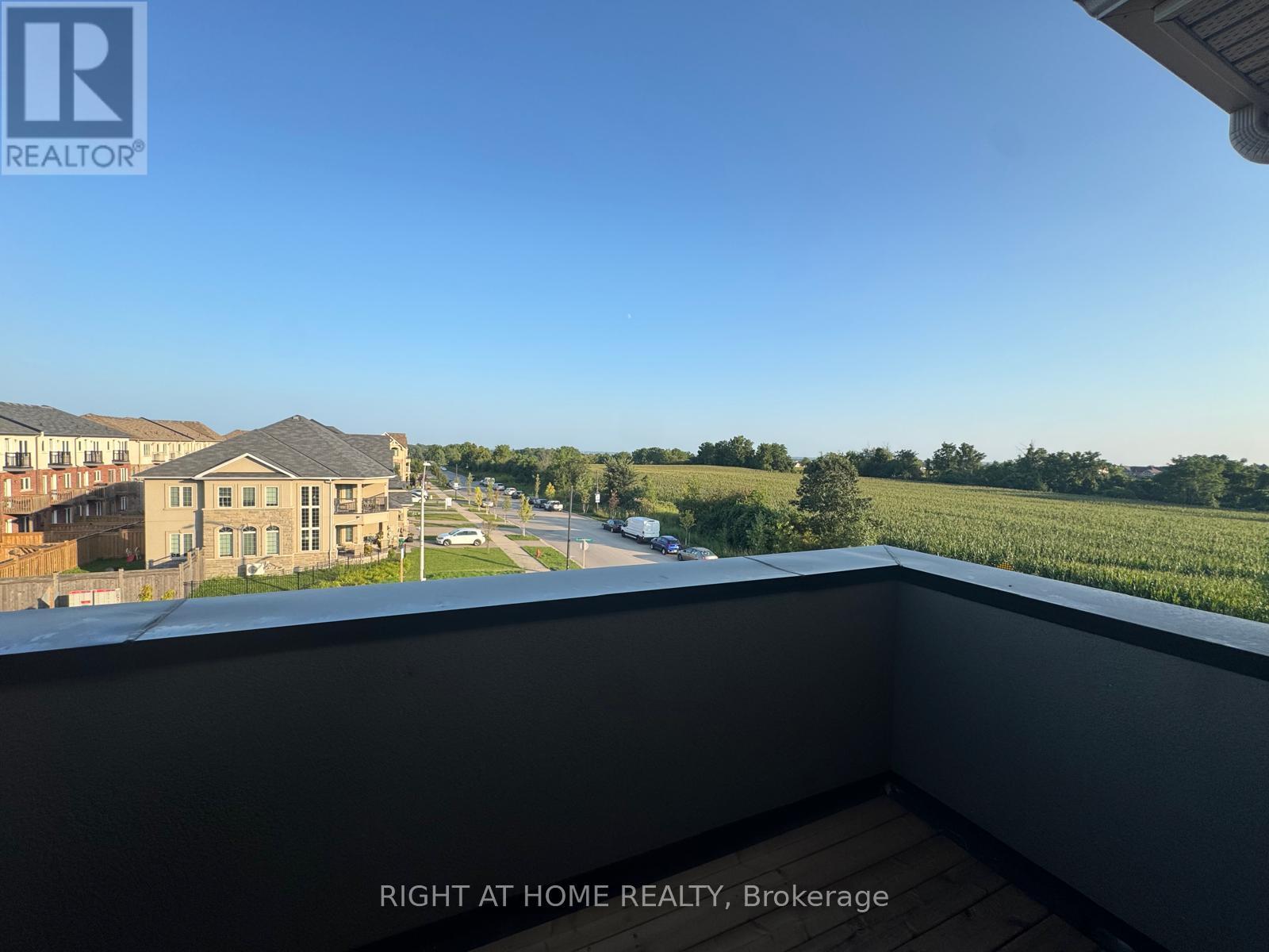 44 - 869 North Waterdown Drive, Hamilton, Ontario  L8B 1W4 - Photo 41 - X13715542
