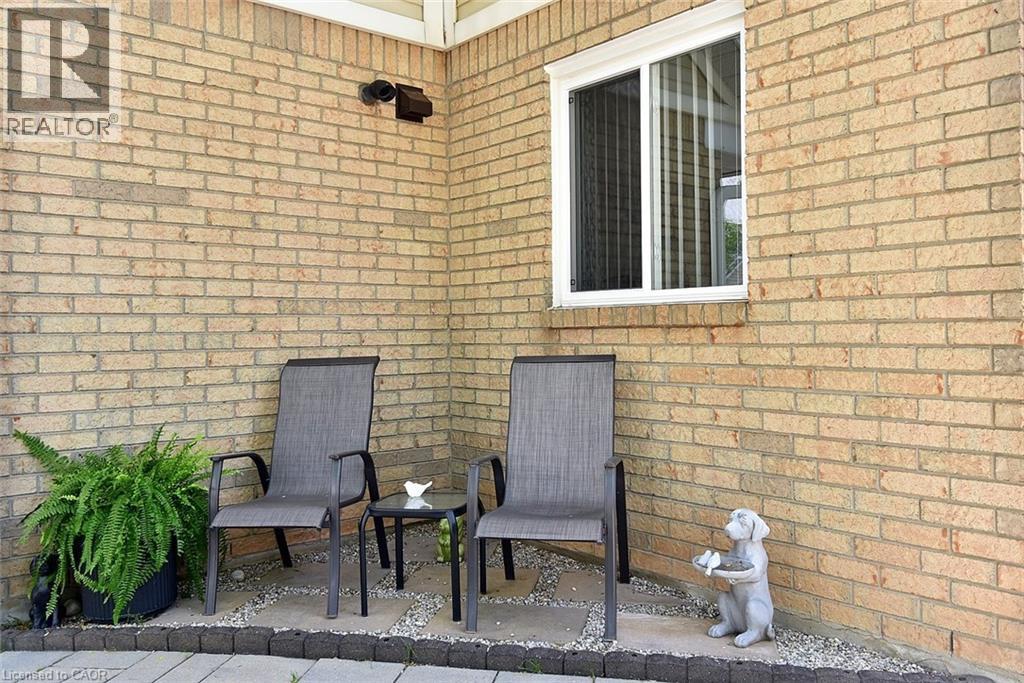 2530 Northampton Boulevard Unit# 77, Burlington, Ontario  L7M 4B4 - Photo 4 - 40844587