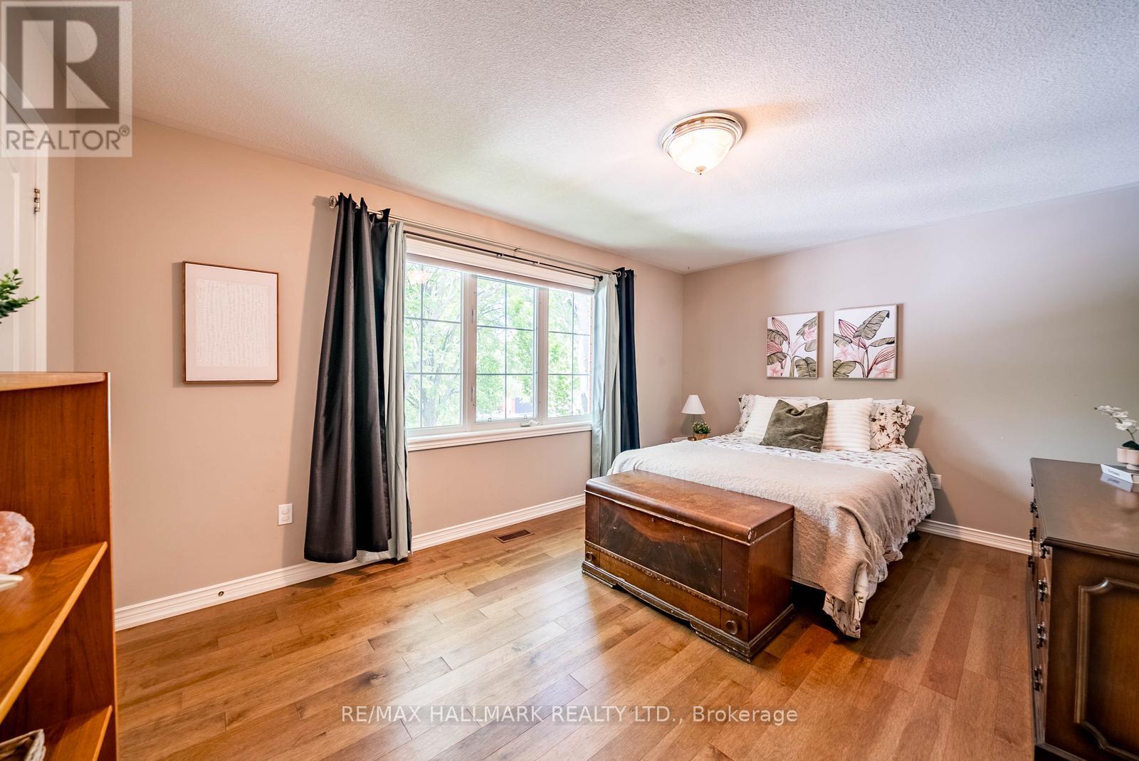 160 Park Drive, Whitchurch-Stouffville, Ontario  L4A 1J6 - Photo 32 - N13235896
