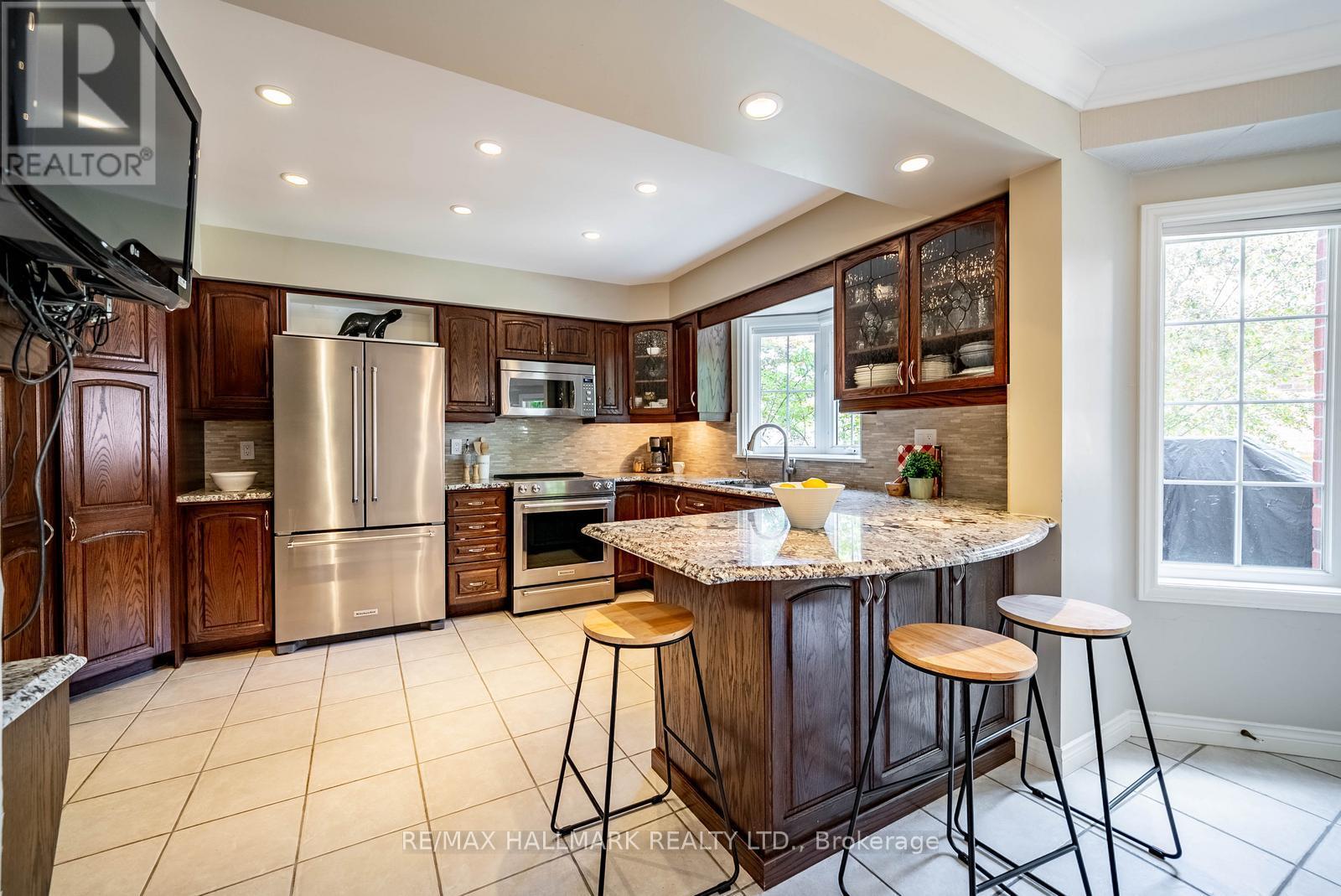 160 Park Drive, Whitchurch-Stouffville, Ontario  L4A 1J6 - Photo 15 - N13235896
