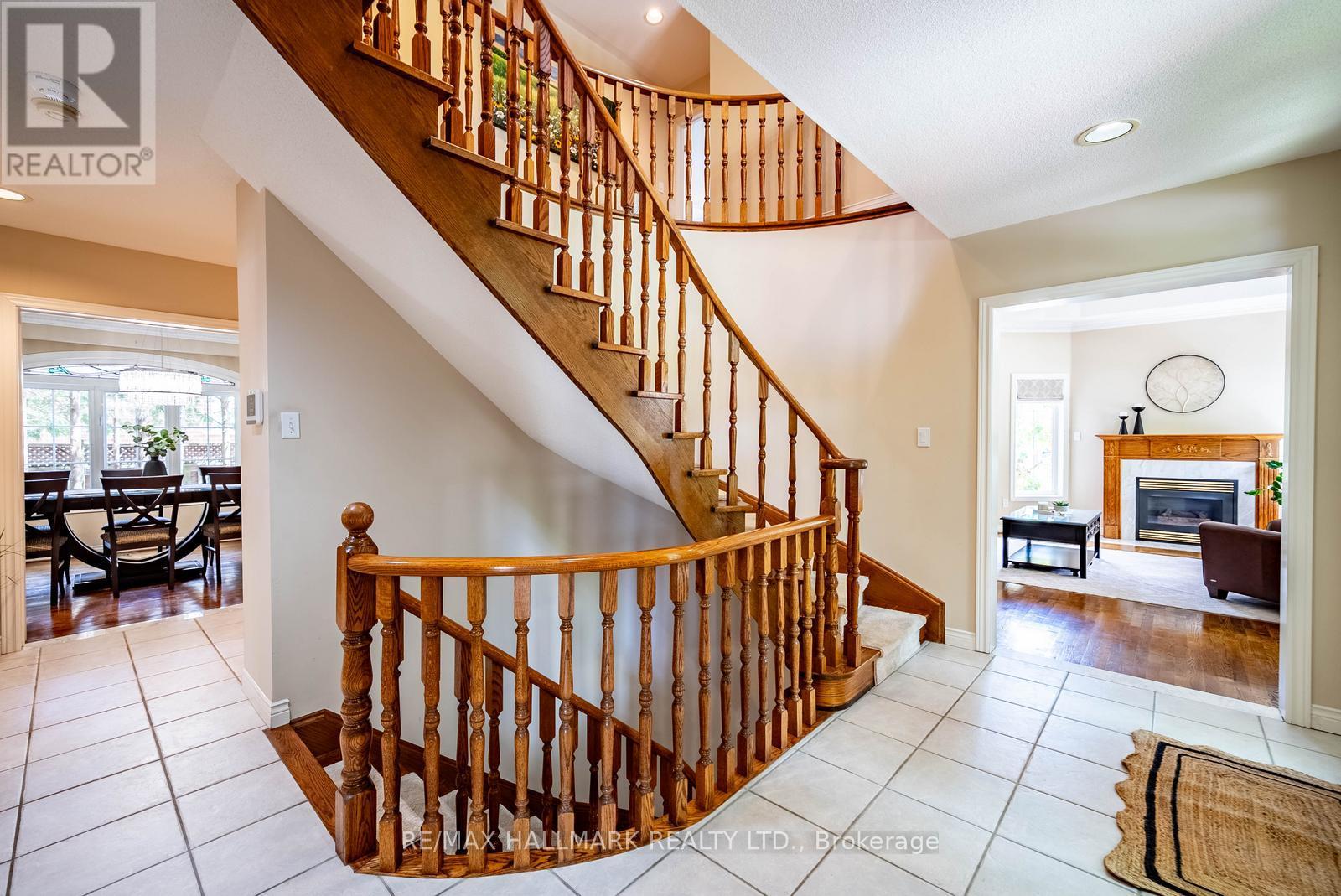 160 Park Drive, Whitchurch-Stouffville, Ontario  L4A 1J6 - Photo 8 - N13235896