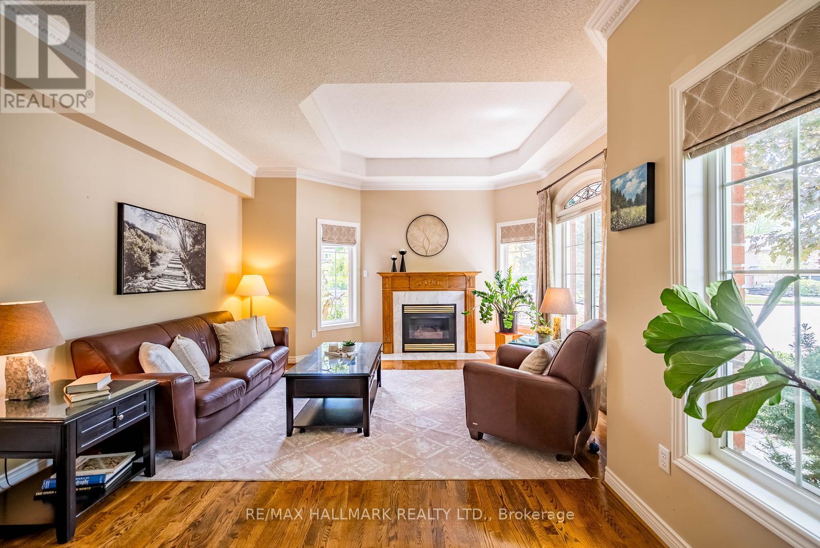 160 Park Drive, Whitchurch-Stouffville, Ontario  L4A 1J6 - Photo 9 - N13235896
