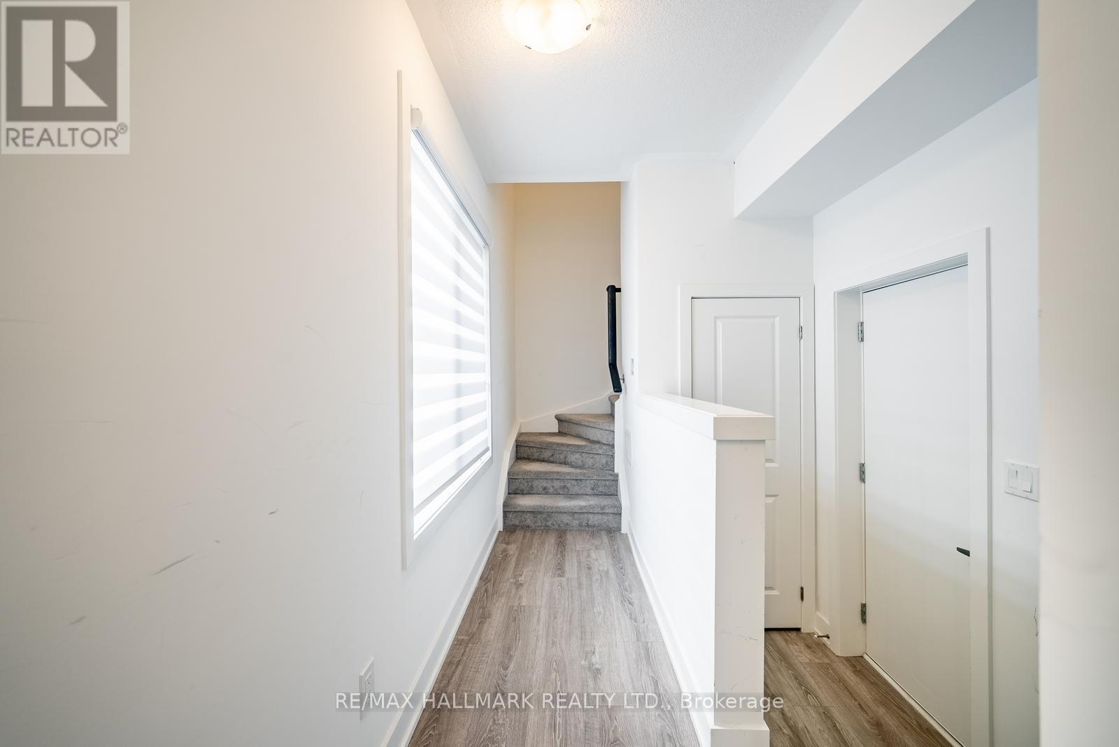 40 Covington Crescent, Whitchurch-Stouffville, Ontario  L4A 4W8 - Photo 7 - N13606654