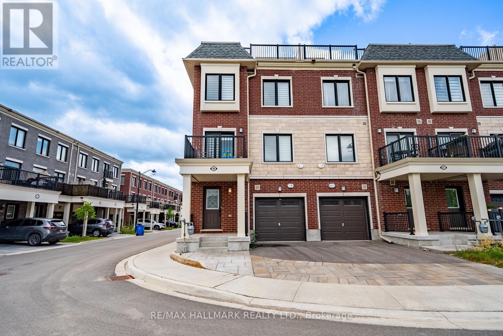 40 Covington Crescent, Whitchurch-Stouffville, Ontario  L4A 4W8 - Photo 2 - N13606654
