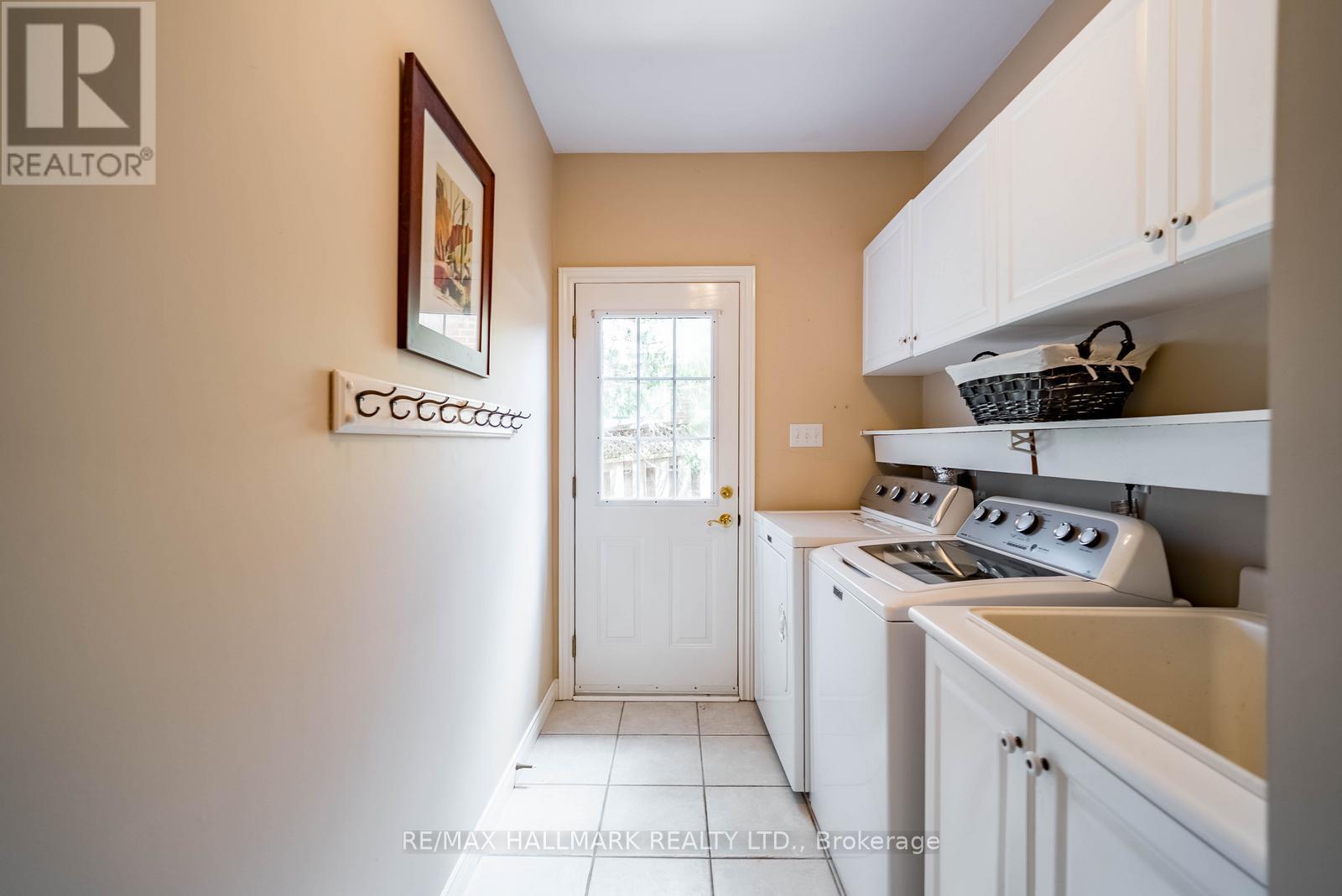 160 Park Drive, Whitchurch-Stouffville, Ontario  L4A 1J6 - Photo 23 - N13235896
