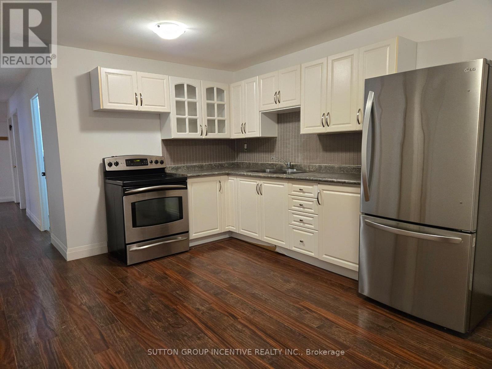 Lower - 211 Cliff Road, Barrie, Ontario  L4N 3X5 - Photo 8 - S13664938