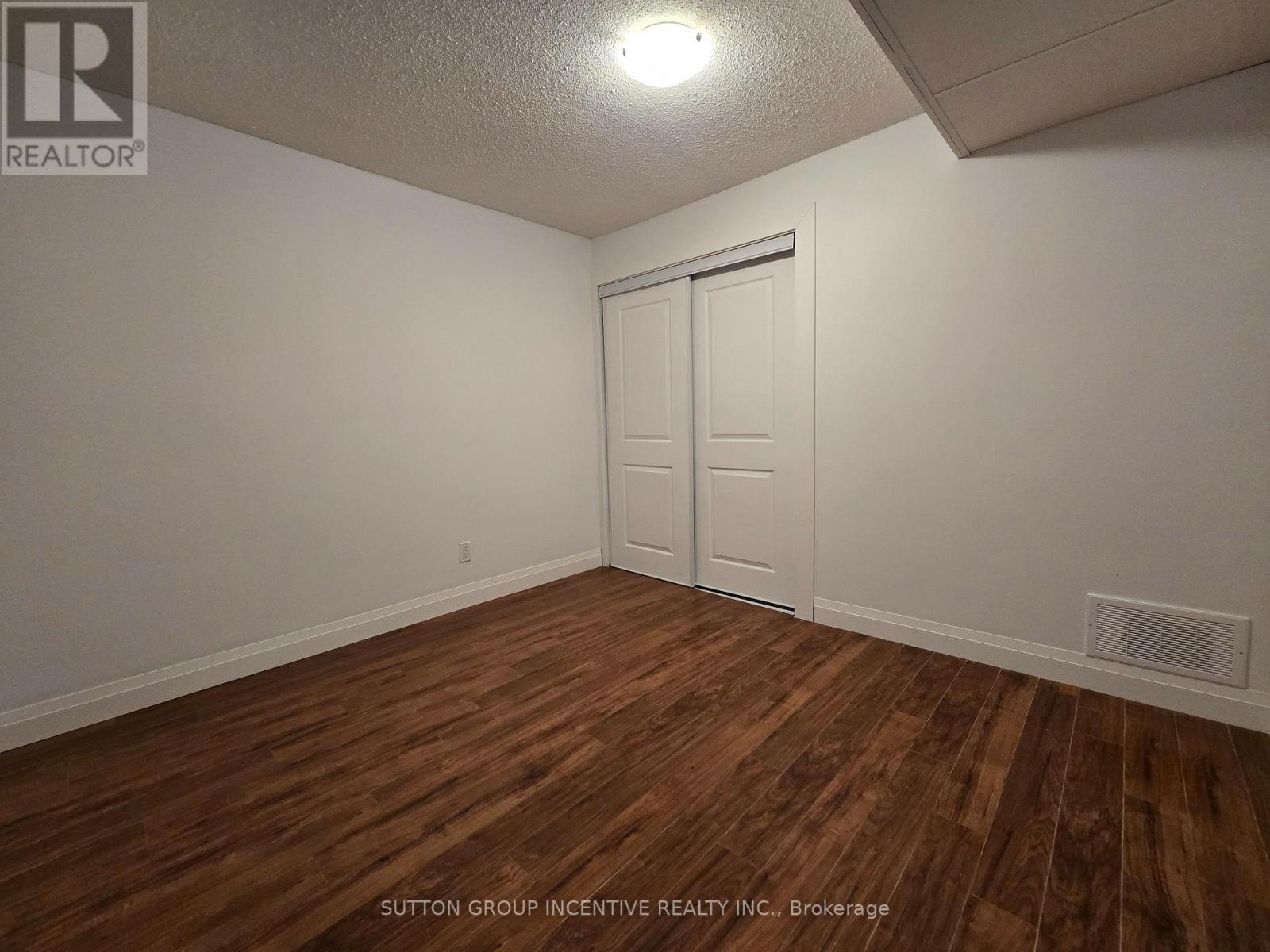 Lower - 211 Cliff Road, Barrie, Ontario  L4N 3X5 - Photo 16 - S13664938