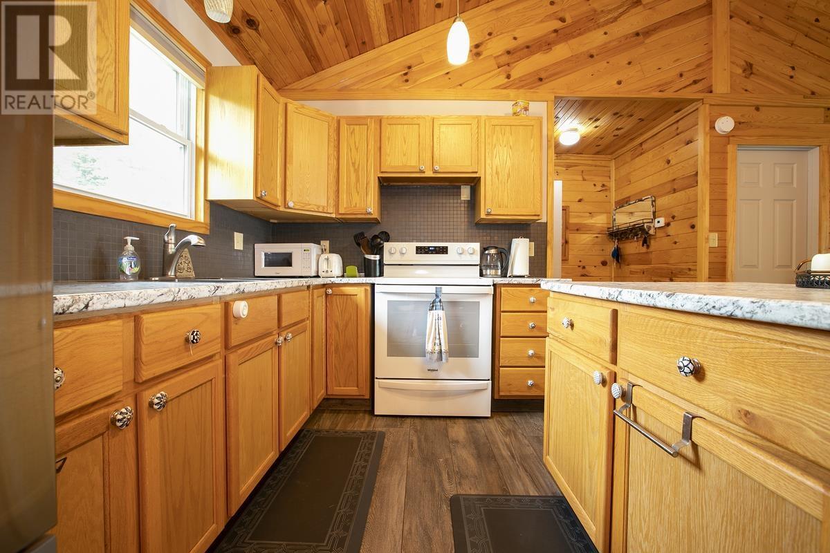 30a Stoney Point Rd, Batchawana Bay, Ontario  P0S 1A0 - Photo 23 - SM261850