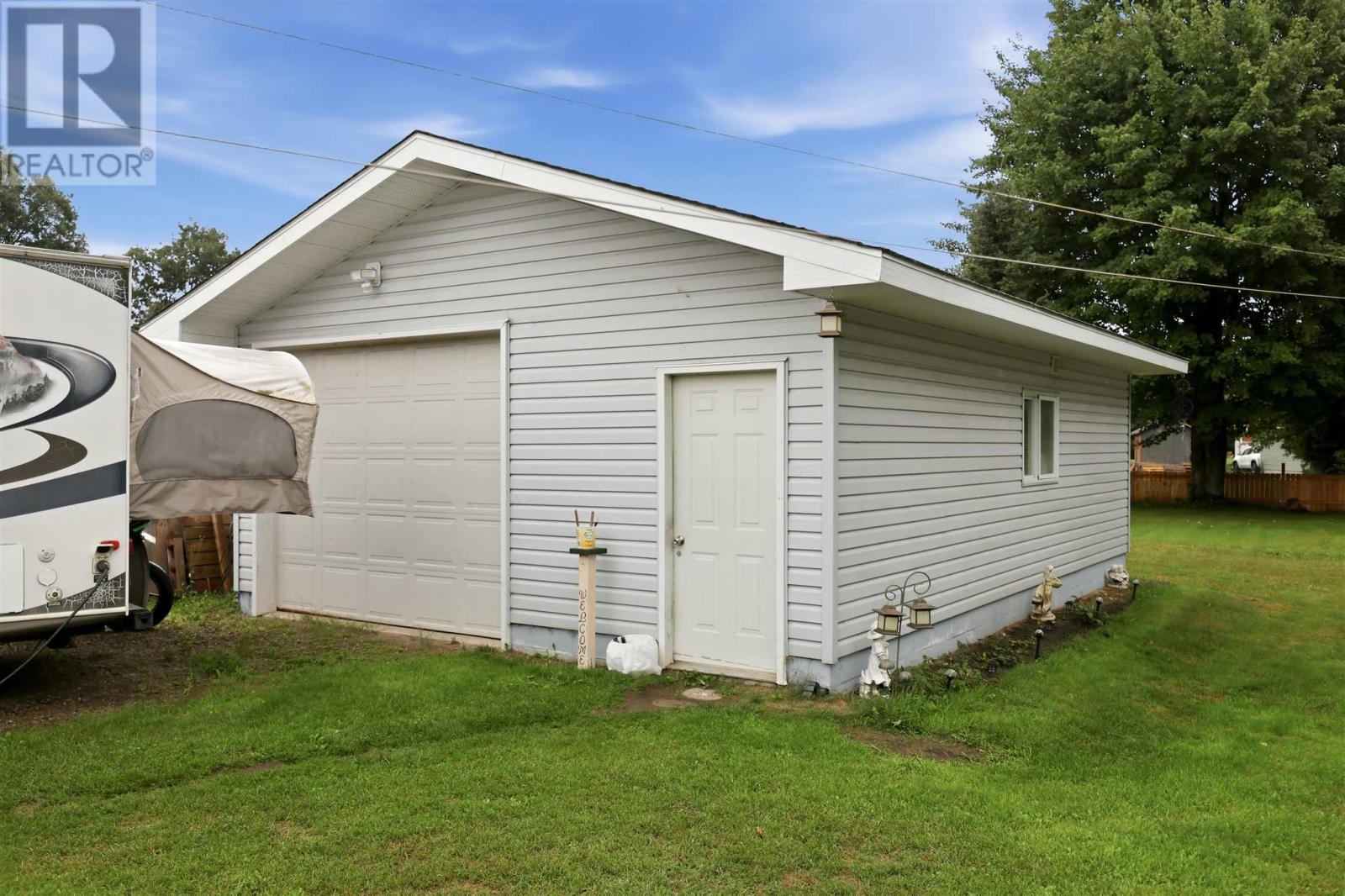 39 Park St, Sault Ste Marie, Ontario  P6A 5G7 - Photo 5 - SM262276