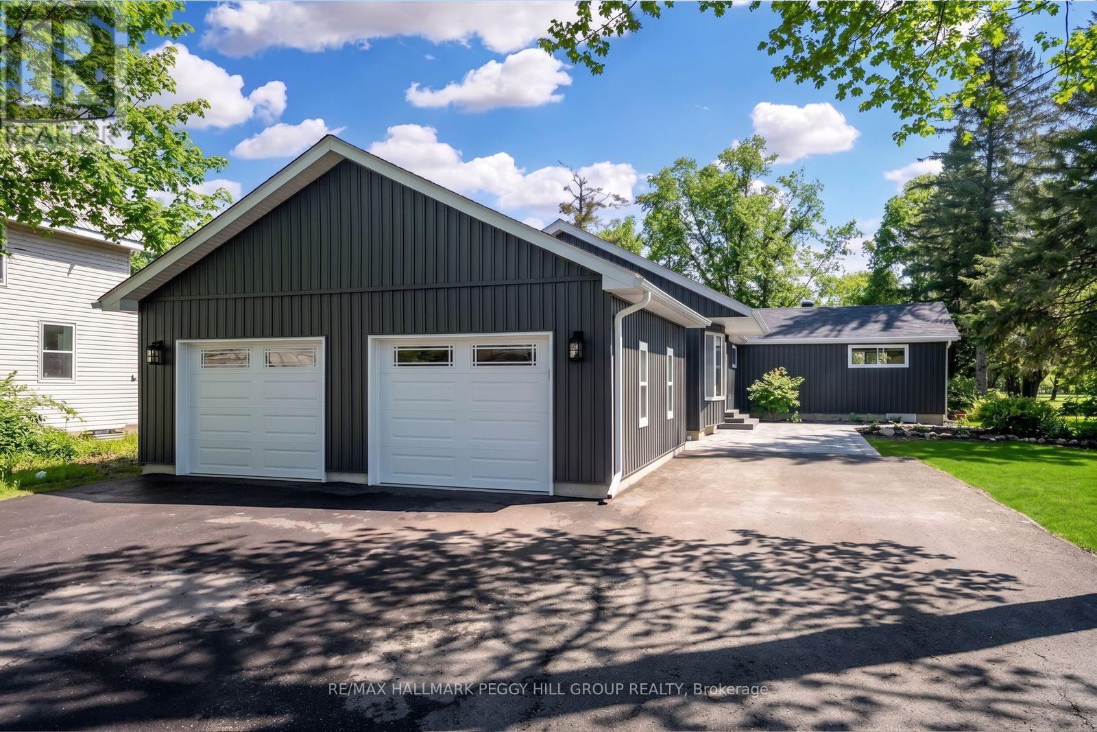 386 PETER STREET N, Orillia, Ontario