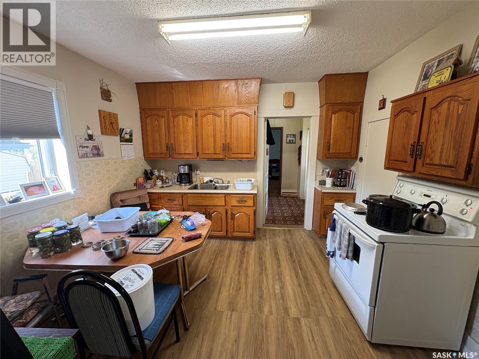 114 Road Avenue, Langenburg, Saskatchewan  S0A 2A0 - Photo 12 - SK046685